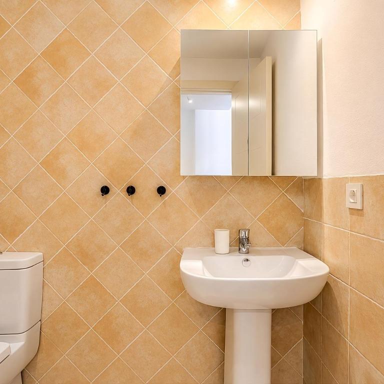 VR1B - Golfside Escape Near Estepona - Apartment - 35