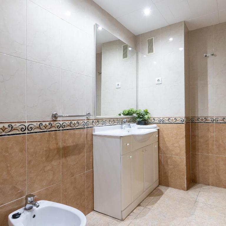 Rentalmar Pineda Suites - Apartment mit 2 Schlafzimmern - 34