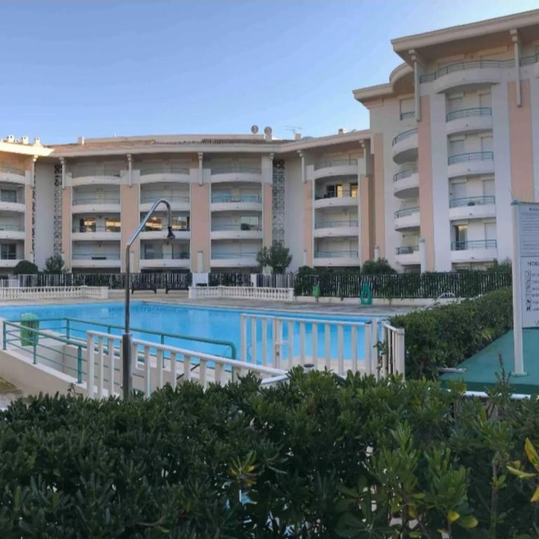 Appartement avec piscine - Appartement - 16