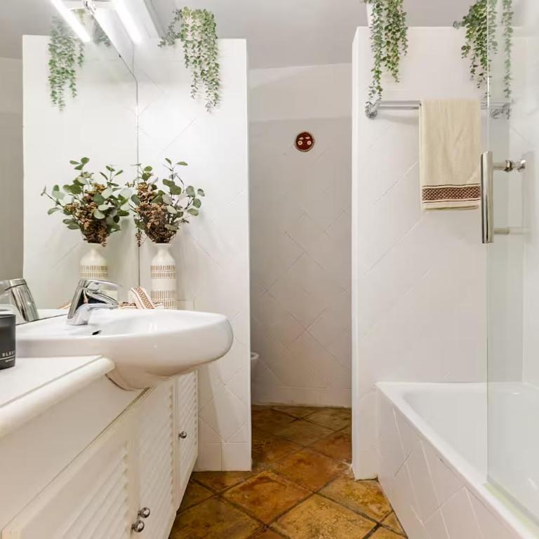 Old Town Comfort with amazing views at Silos 5 - Suite-Apartment - 18