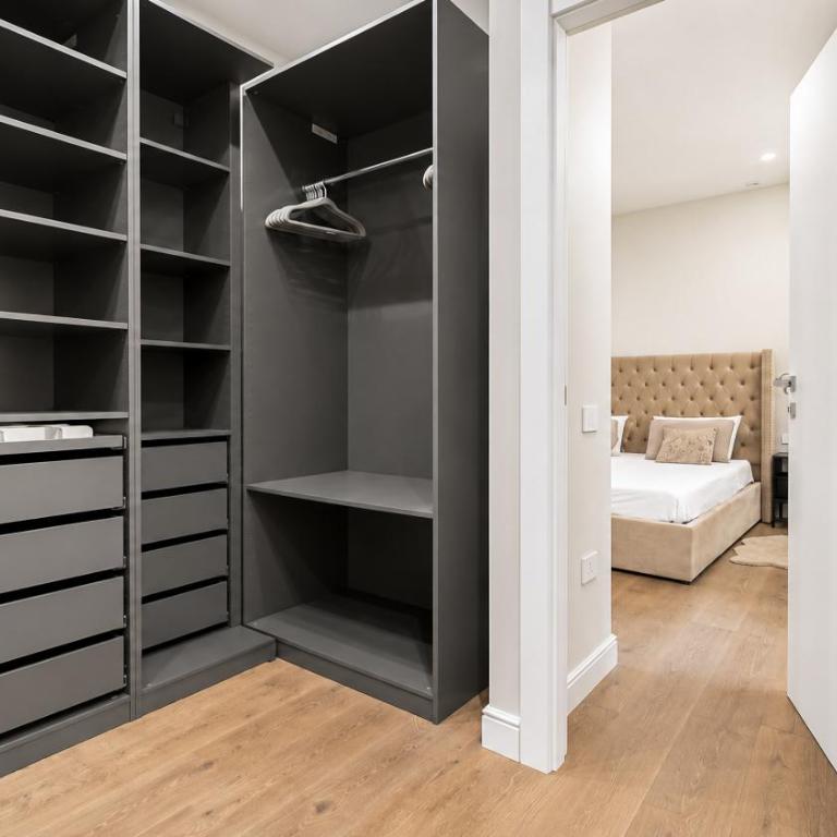Lussuoso appartamento con giardino - Appartamento con 3 Camere da Letto - 24