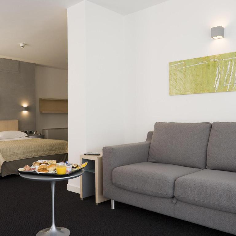 Mercure Palermo Centro - Camera Superior con 1 Letto Matrimoniale e 1 Letto Singolo - 4