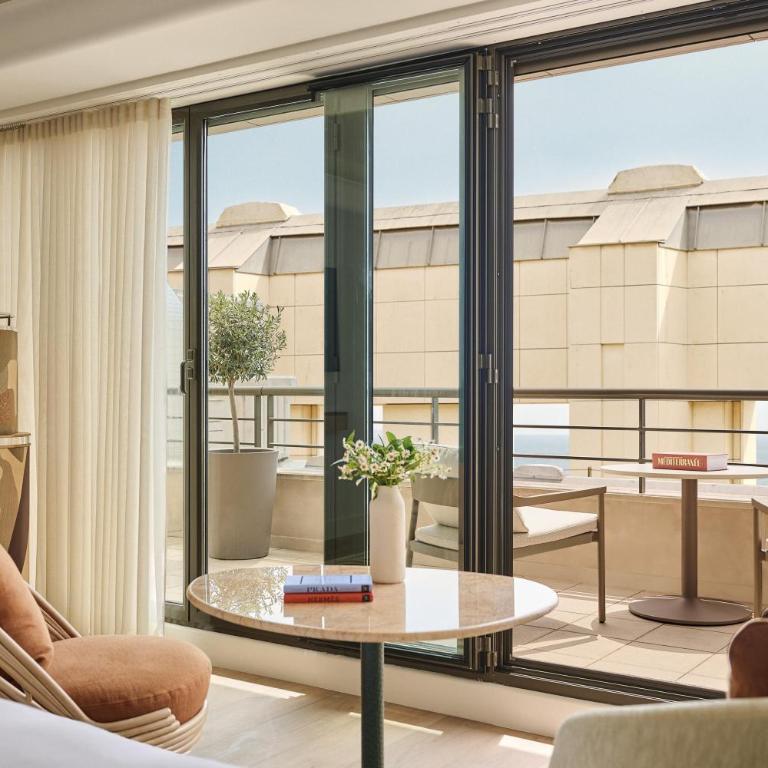 Hotel Palais de la Mediterranee, in the Unbound Collection by Hyatt - Chambre Lit King-Size avec Vue Partielle sur la Mer - 2