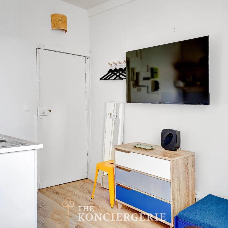 Cocon citadin quartier du faubourg Saint Denis - Appartement - 9