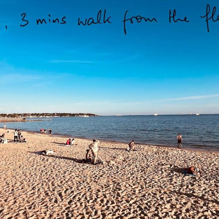 Fully renovated studio, terrace, parking, beach 3 min walk - Appartement 1 Chambre - 7