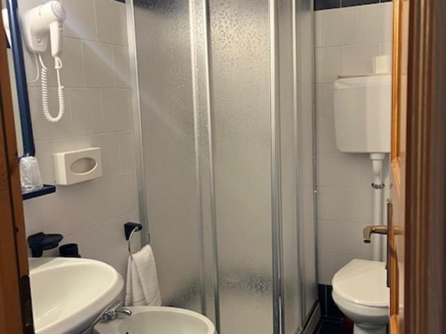 Albergo Genziana - Camera Matrimoniale - 3