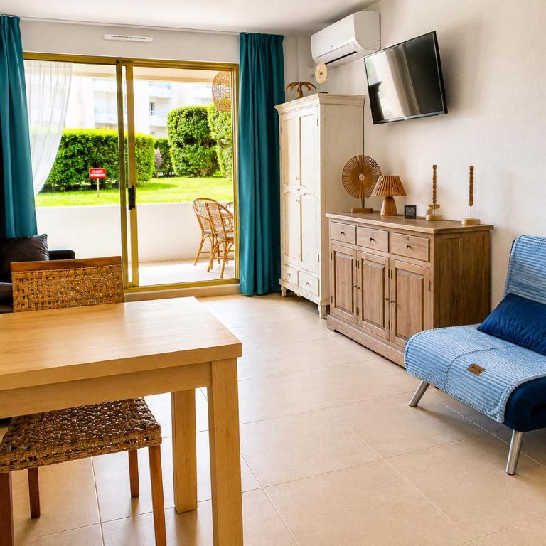 Port Fréjus Prestige Plage Piscine et Spa - Appartement - Vue sur Jardin - 13