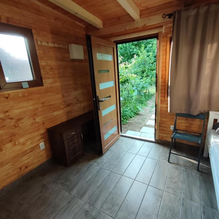 The Bungalows - Two-Bedroom Cottage - 11