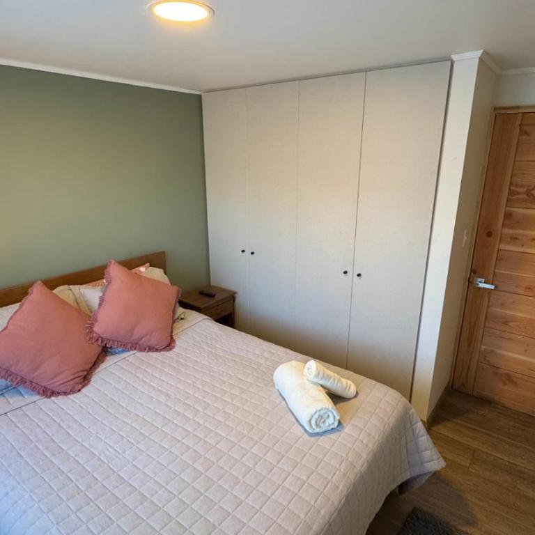 Renovated 4-Bedroom House 300m from the Beach - Casa de 4 dormitorios - 4