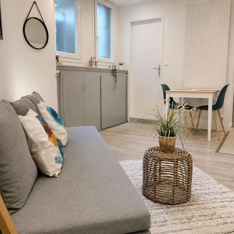 Baptiste – Studio lumineux tout équipé • 2 pers • Centre Grenoble • Tram à pied - Studio-Apartment - 3