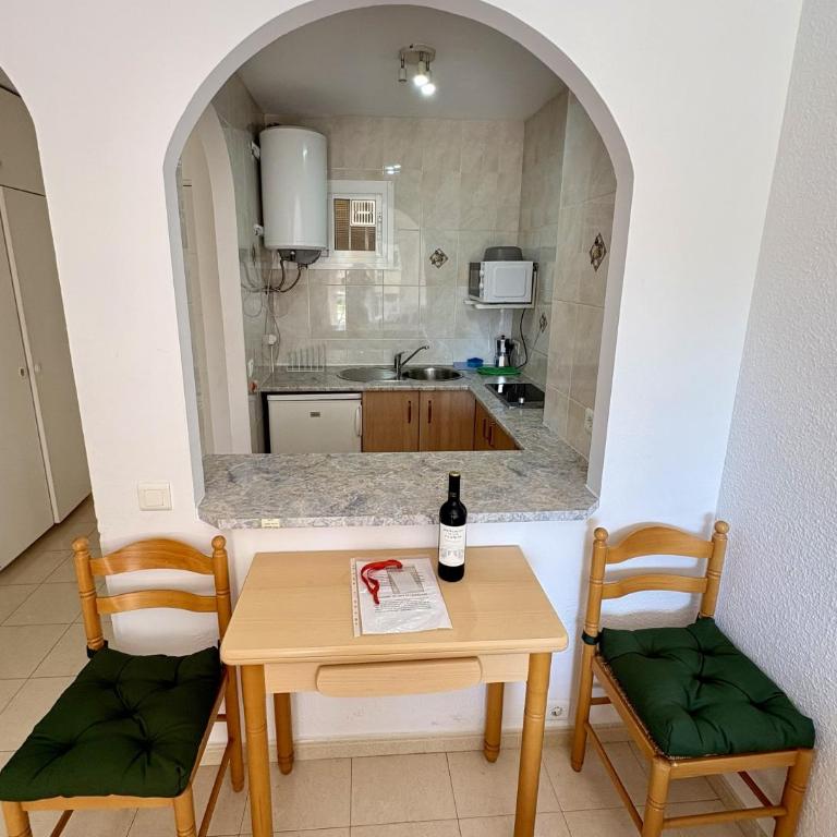 Agata Holiday - One-Bedroom Apartment - 27