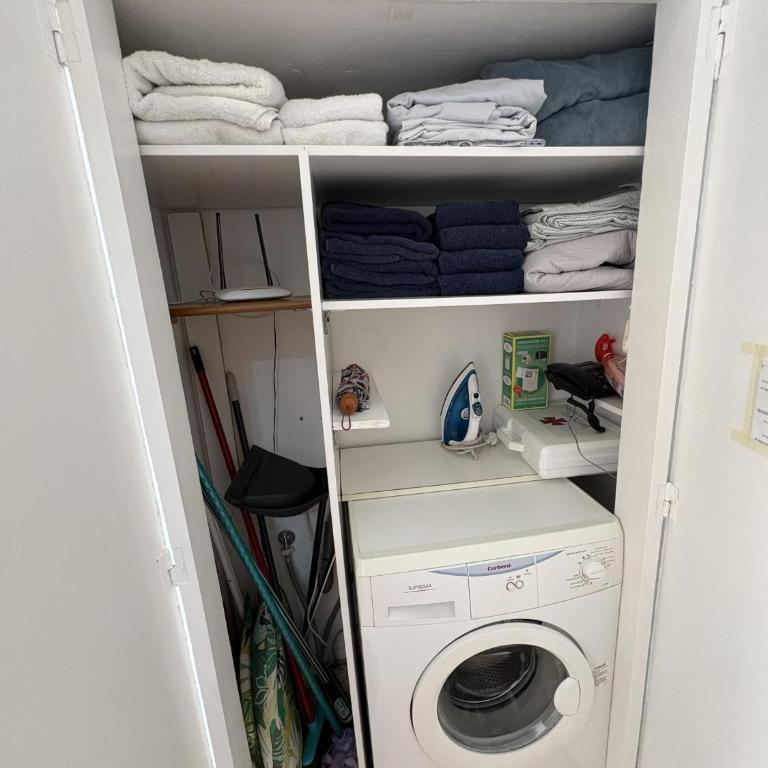 Agata Holiday - One-Bedroom Apartment - 29