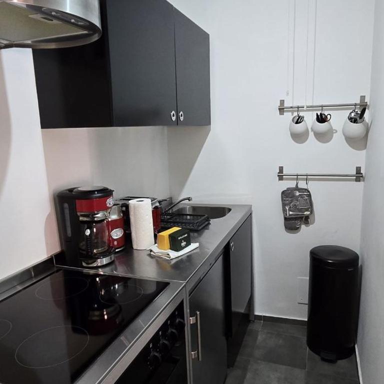 34m Studio in the Heart of Saint-Tropez - Studio - 4