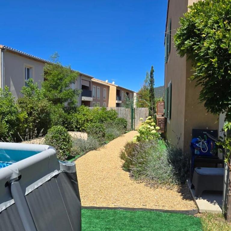 New house with all comforts in Grimaud - Casa - 26
