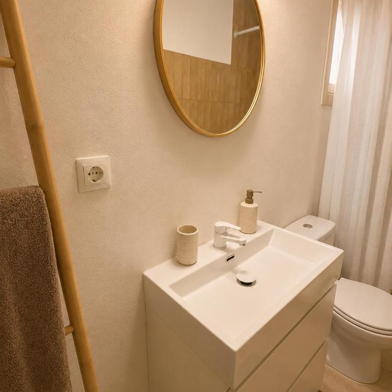 Benissa Old Town Apartment - Two-Bedroom Apartment - 8
