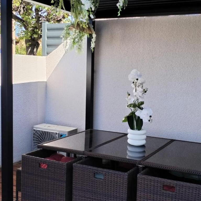 Luxueuse villa avec 3 suites parentales et piscine privative proche des plages - Villa 3 Chambres - 11