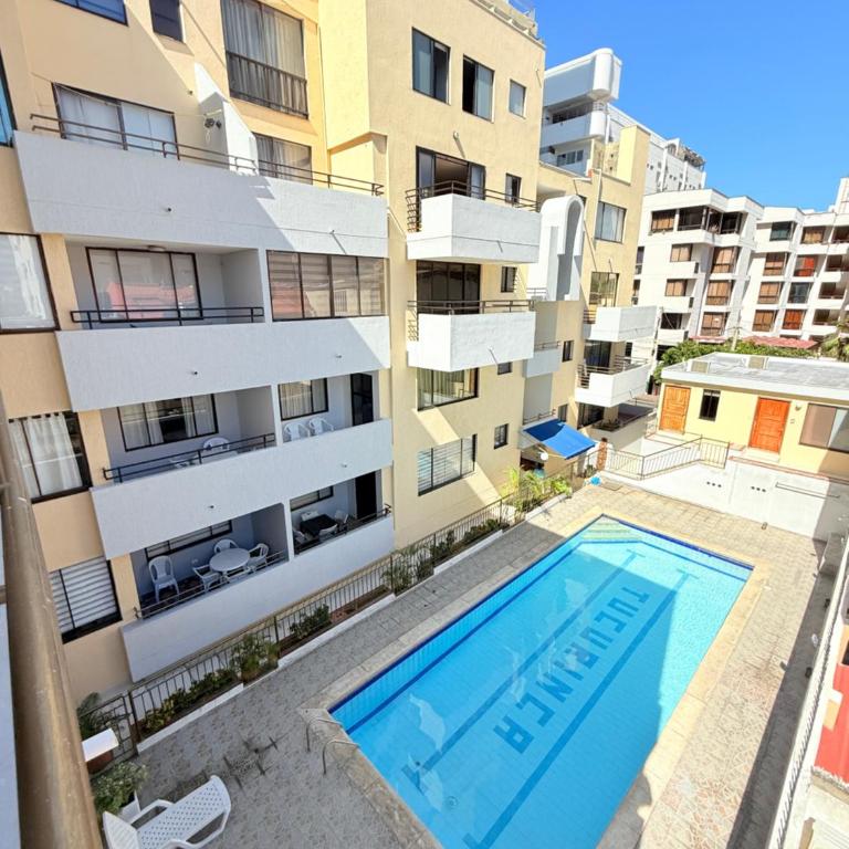 Rodadero, Apartamento Cerca al Mar con Piscina - Two-Bedroom Family Apartment - 10
