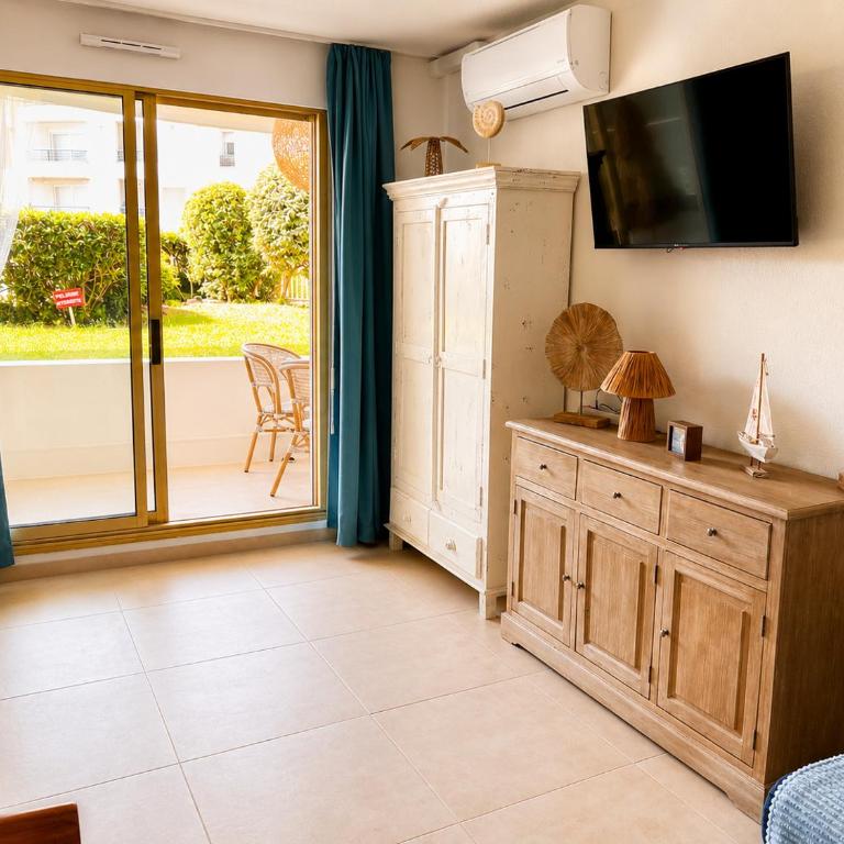 Port Fréjus Prestige Plage Piscine et Spa - Appartement - Vue sur Jardin - 7