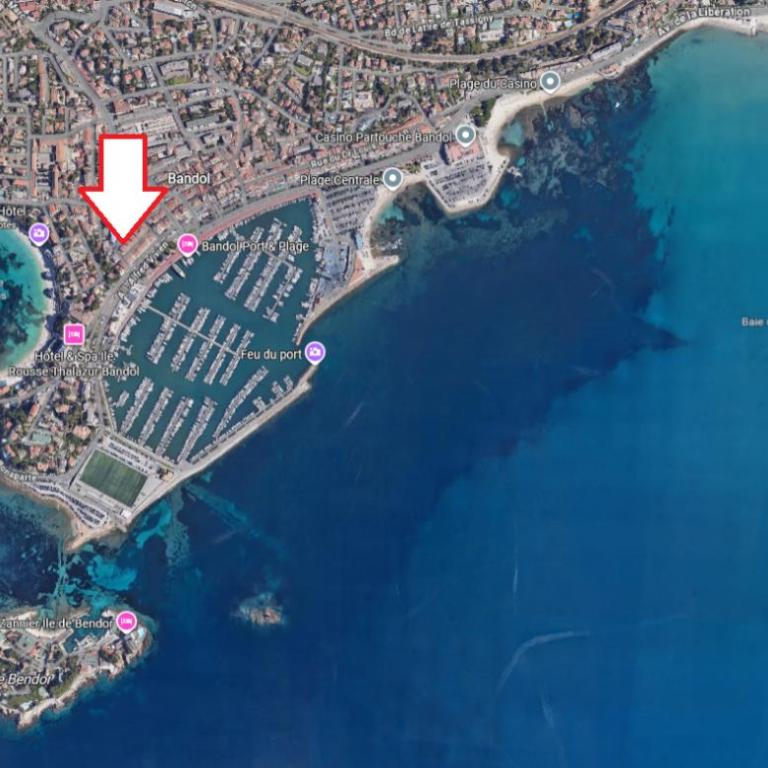 appartement entièrement rénové ,central, près du port et des plages - One-Bedroom Apartment - 2