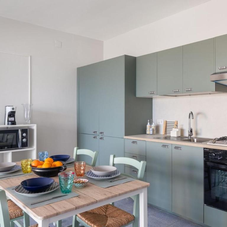 Mondello Bay - Roosvelt Apartments - Apartment mit 2 Schlafzimmern, einem Balkon und Meerblick - 7