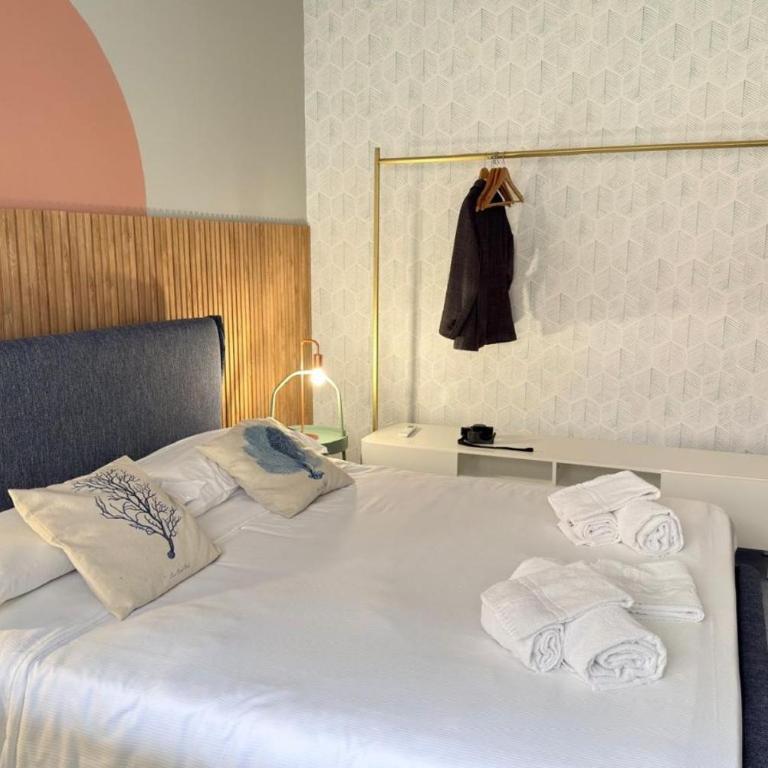 Mondello Bay - Roosvelt Apartments - Apartment mit 2 Schlafzimmern, einem Balkon und Meerblick - 9