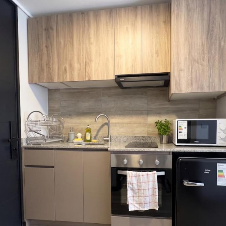 Studio Cercano a Metro U de Chile y Paseo Ahumada - Apartamento de 1 dormitorio - 3