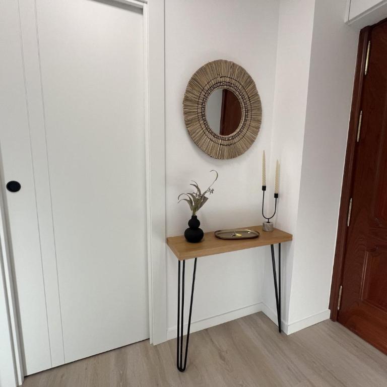 Oasis de Luz y Diseño ,Tu Refugio con Terraza y Piscina , cerca de la Playa - One-Bedroom Apartment - 19