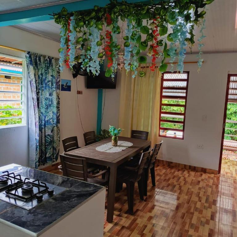 La Orquídea Cabañas - Habitación Triple con baño privado - 16