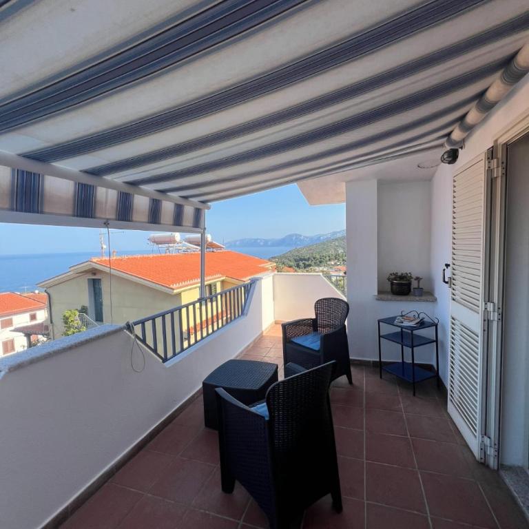 Vista Mare - Appartamento con 2 Camere da Letto - 1