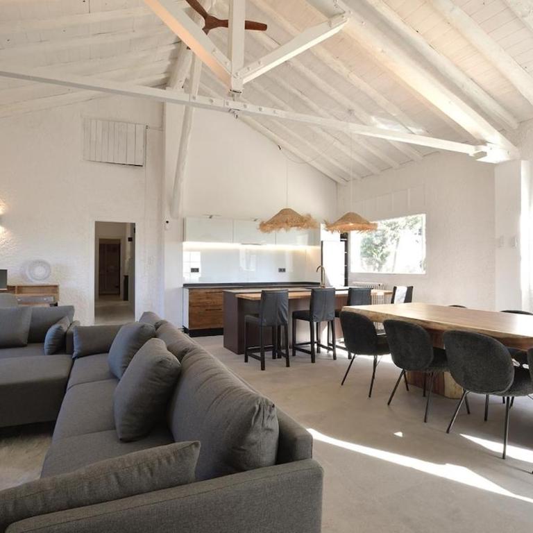 Casas con algo mas - Casa de 5 dormitorios - 5