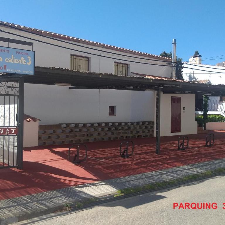 Apartaments Casa Caliente 3, Con piscina y a 3 minutos a pie de la playa - Apartamento de 3 dormitorios y vistas al mar - 3