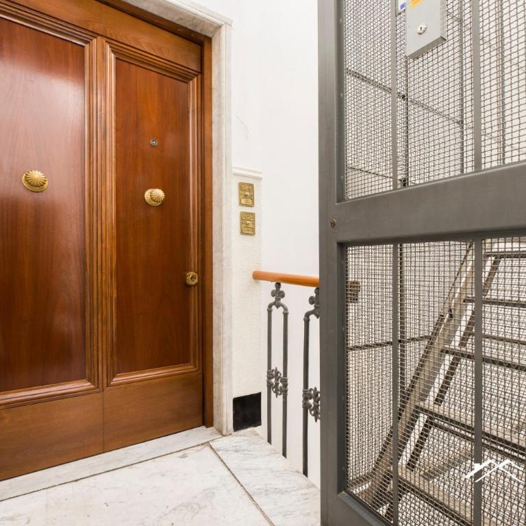 City Center -2BR -Free WiFi -By Tilo - Appartamento Deluxe - 12