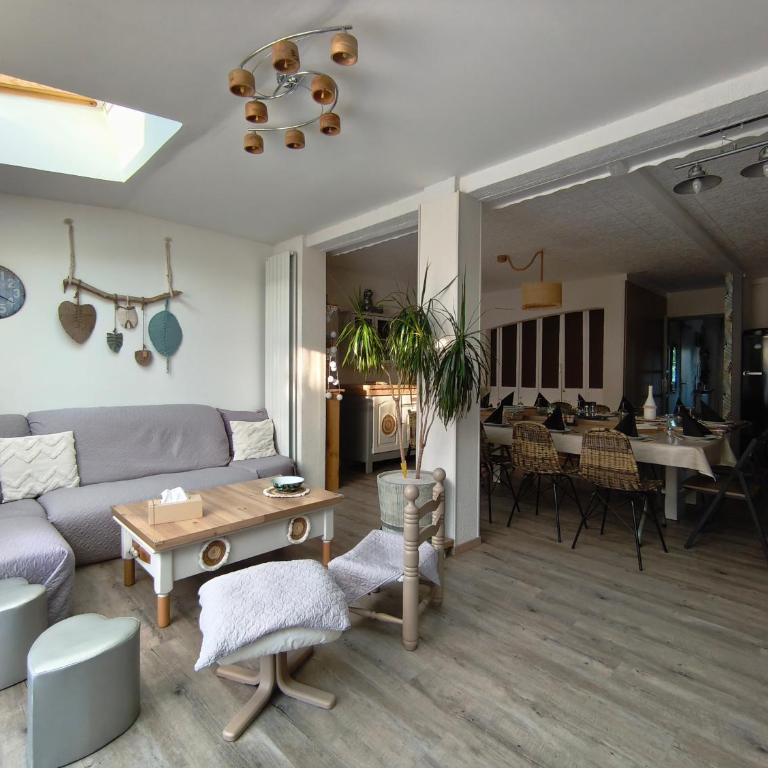 Maison entière 5 chambres à 10mn à pied de l'entrée principale du Circuit 24h Du Mans - Haus mit 5 Schlafzimmern - 6