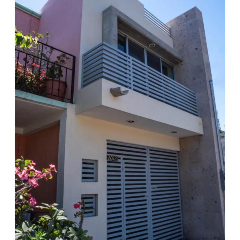 Estudio #3 a 10 min del malecon - One-Bedroom Apartment - 17