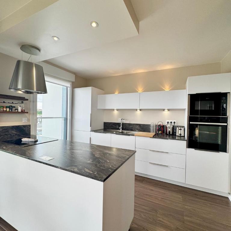 Le Rooftop Cleunay, Terrasse et stationnement privé - Apartamento de 2 dormitorios - 17