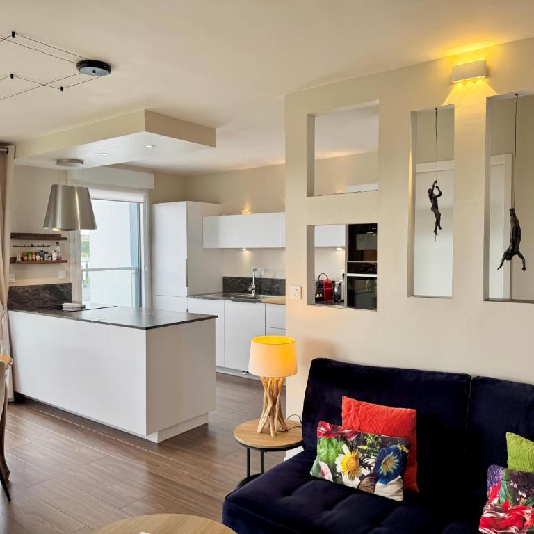 Le Rooftop Cleunay, Terrasse et stationnement privé - Apartamento de 2 dormitorios - 15