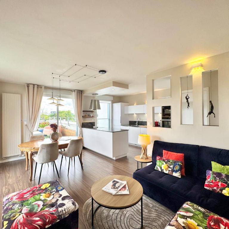Le Rooftop Cleunay, Terrasse et stationnement privé - Apartamento de 2 dormitorios - 1