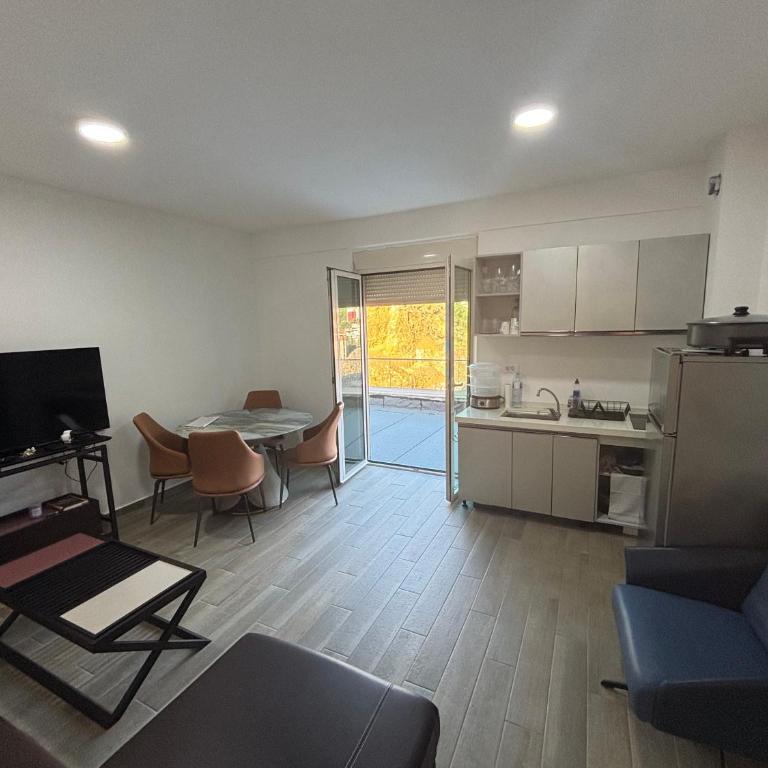 One bedroom apartment with balcony - Apartman sa 1 Spavaćom Sobom - 1