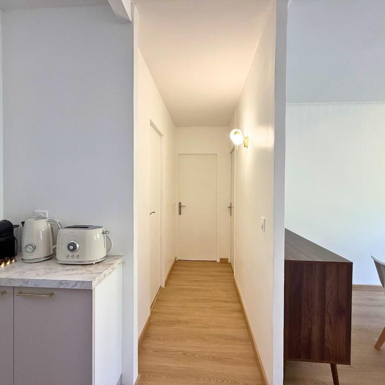 Lumineux T3 rénové, Tout à Pied, Proche Plage - Apartment mit 2 Schlafzimmern - 20