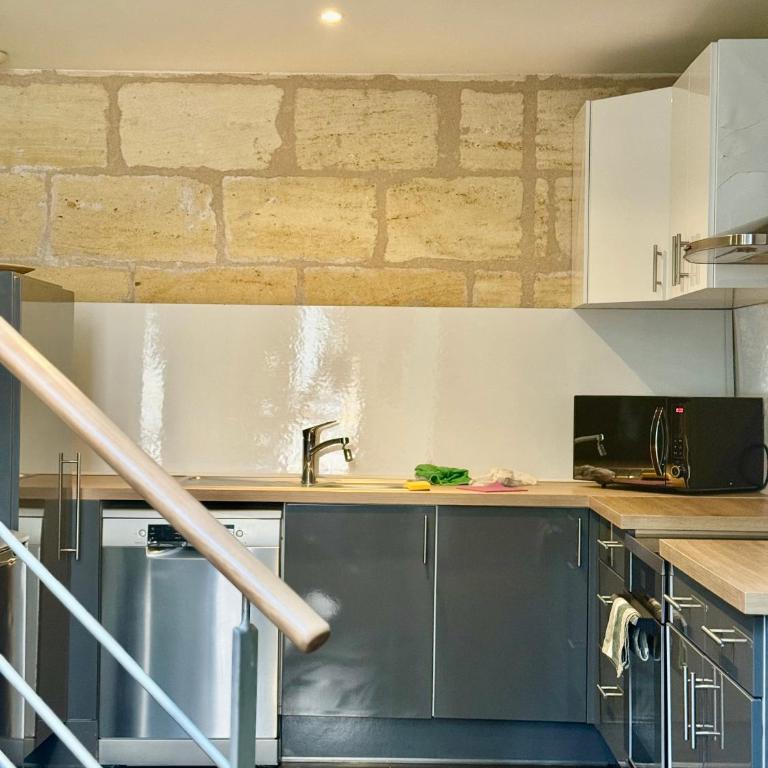 Maison indépendante climatisée 2chambres et 1mézzanine 110m2 - One-Bedroom House - 19