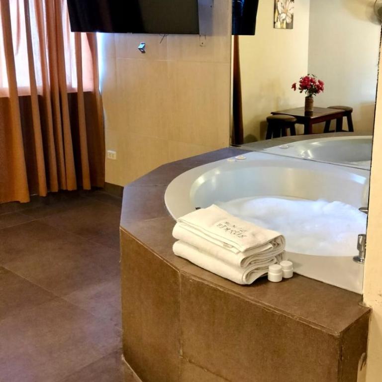 Hotel Ferrua - Suite Estándar - 2