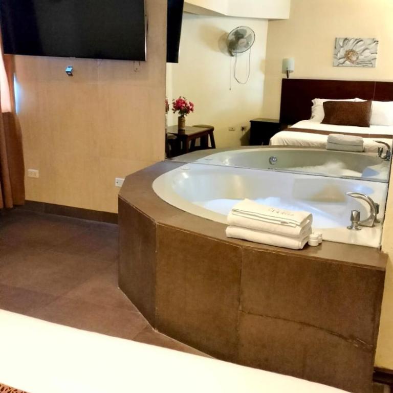 Hotel Ferrua - Suite Estándar - 4