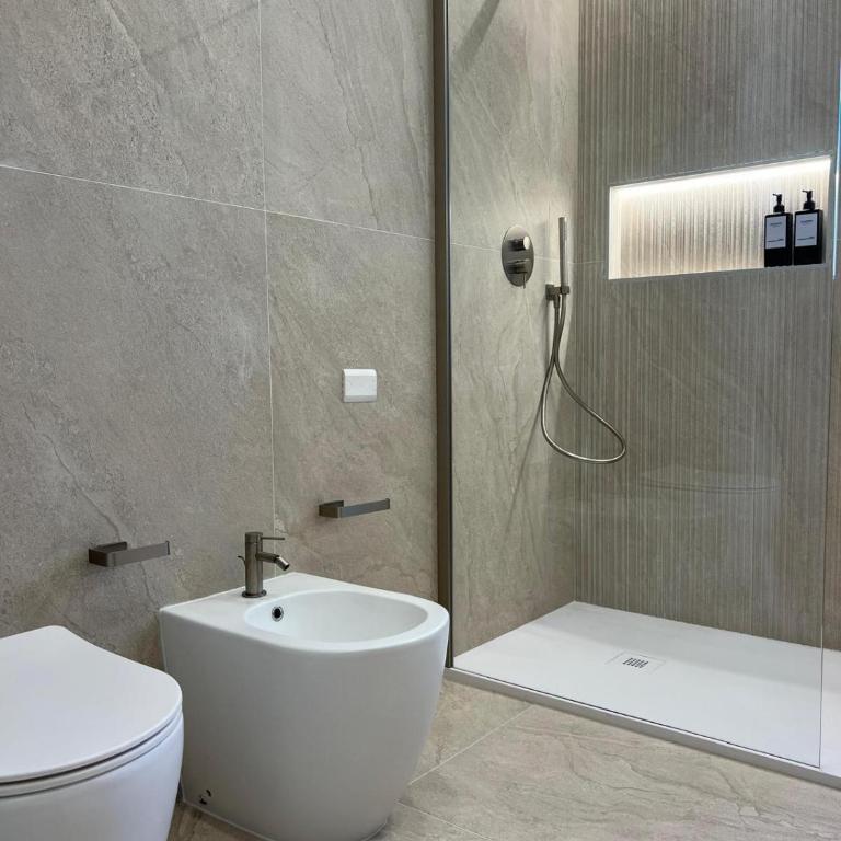 ALMA rooms olbia - Camera King Superior - 9