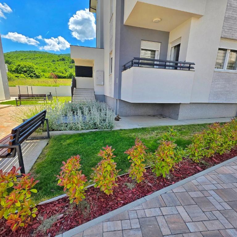 Apartman Relax Green Hill - Apartman sa Pogledom na Planinu - 19