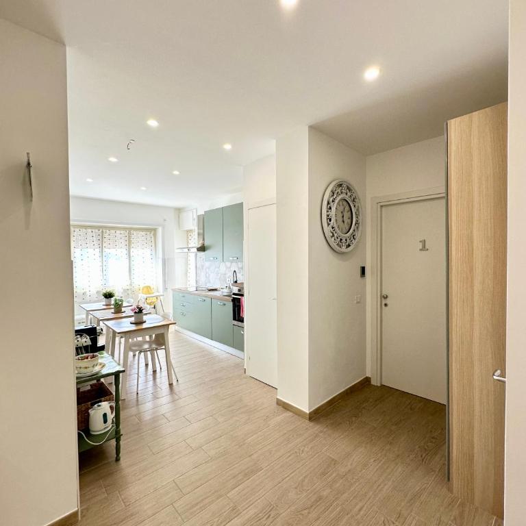 Monti Tiburtini Roma Guest House Apartment - Casa Vacanze con 3 Camere da Letto - 64