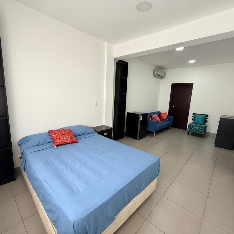 Guayaquil Comfort Suite - Samborondón Exclusive Zone - Deluxe Double or Twin Room with Garden View - 4