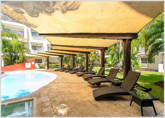 Sabbia Condos block from 5th - Appartement 2 Chambres - 7