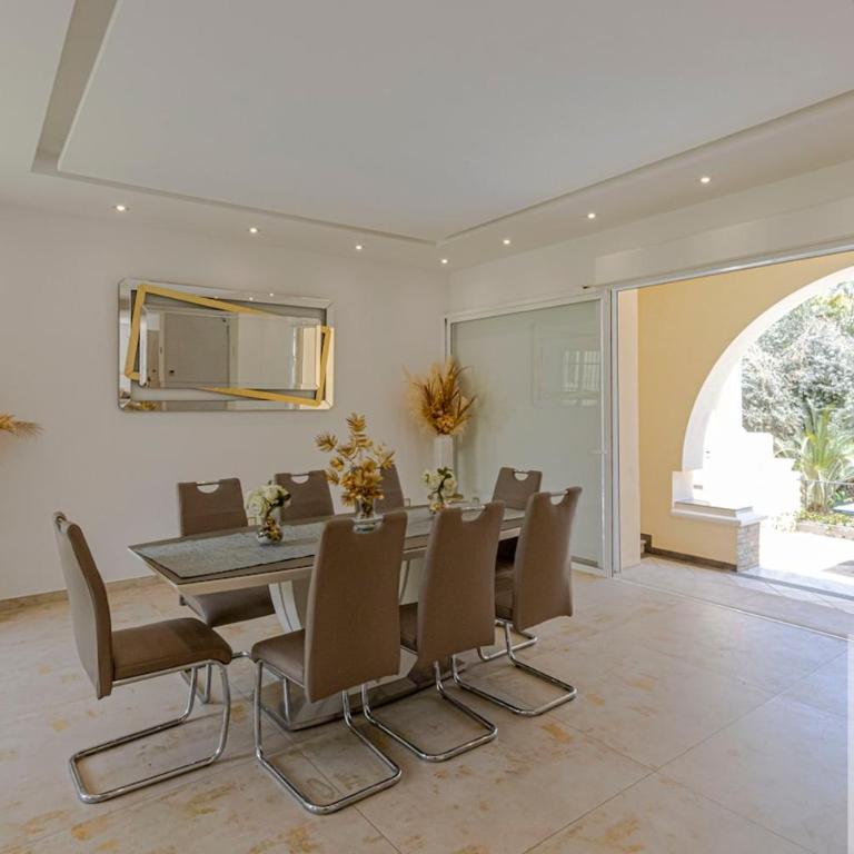 Villa Máxima Privacidad y Lujo con vistas al mar - Villa - 13