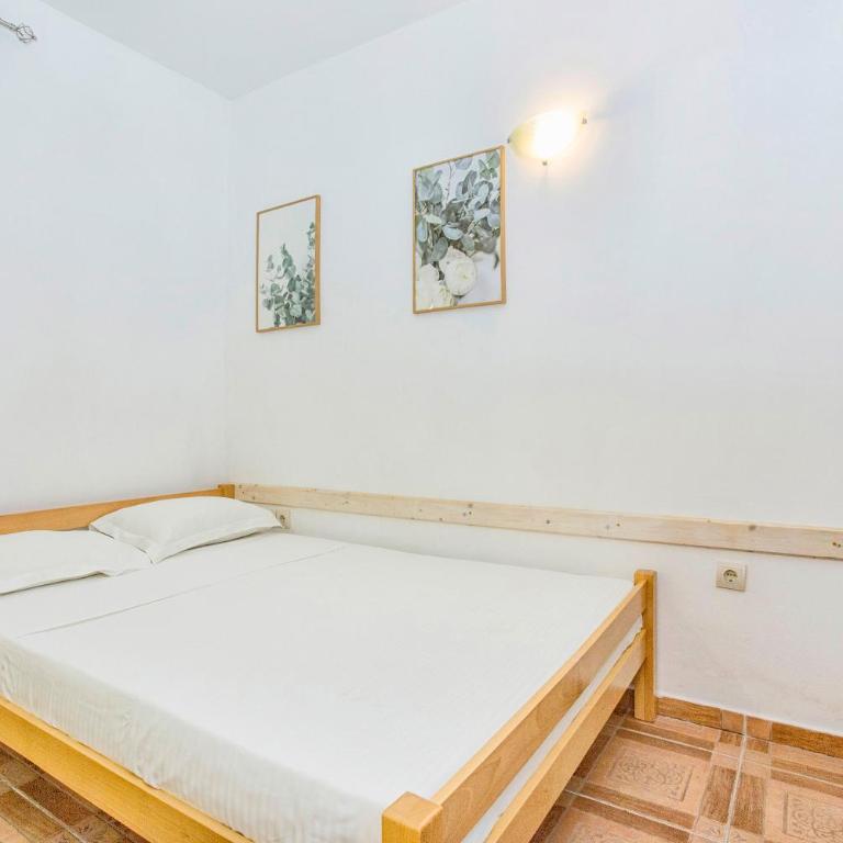 Apartment SM - One-Bedroom Apartment with Balcony and Sea View - 3