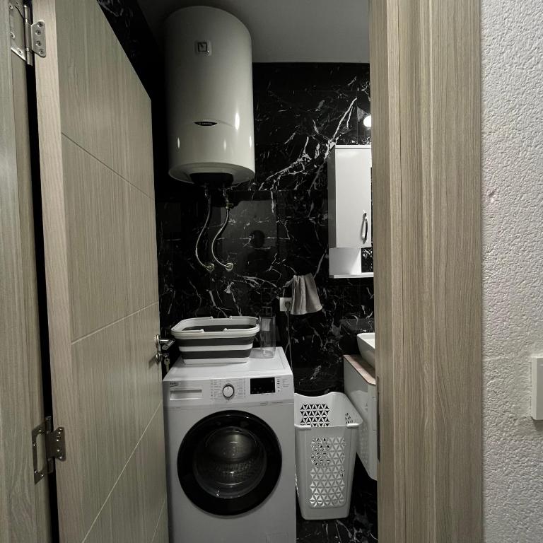 Apartmani Lutovac - Two-Bedroom Apartment - 8
